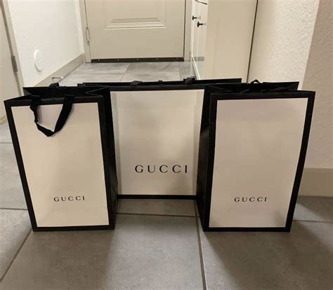 pochette grande gucci|gucci gift bags for sale.